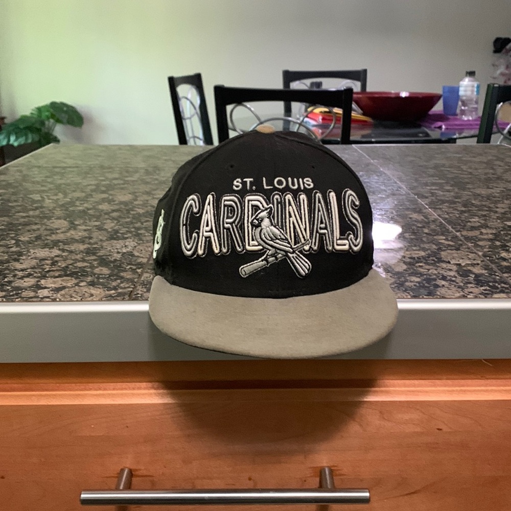Mens baseball cap